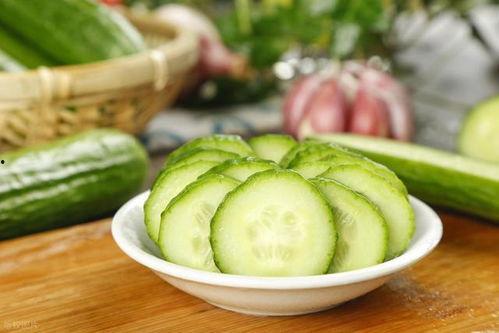 晚上晚餐吃瓜,美味瓜果盛宴